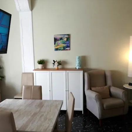 Host Guest house Valencia